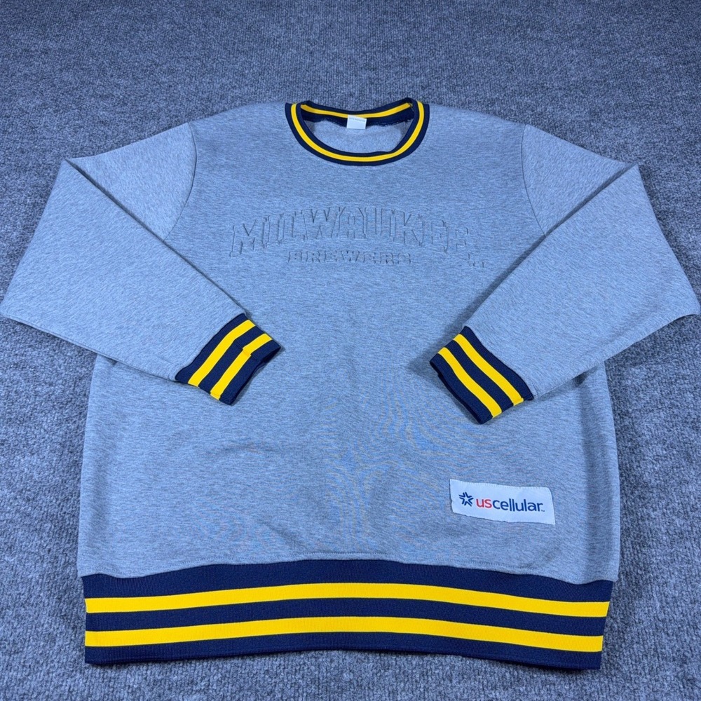 Milwaukee Brewers US Cellular Crewneck Sweatshirt Medium Embossed Logo